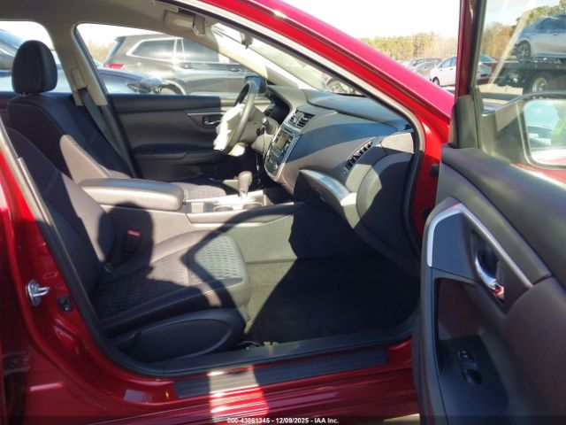 Nissan Altima 2.5 S Image 3