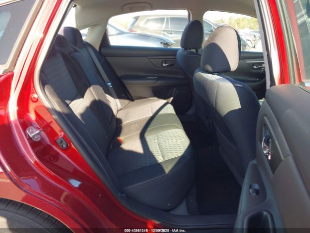 Nissan Altima 2.5 S Image 14