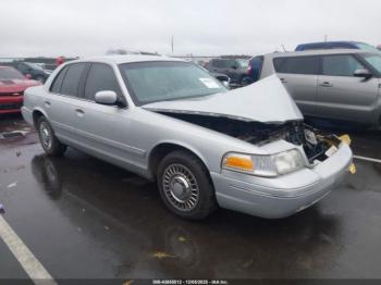  Salvage Ford Crown Victoria