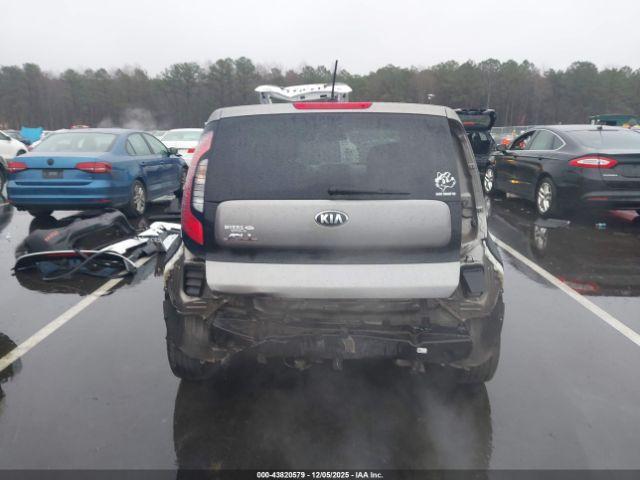 Kia Soul Image 10