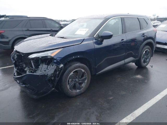 Nissan Rogue Sv Fwd Image 2