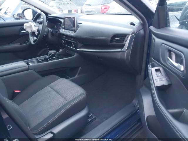 Nissan Rogue Sv Fwd Image 7