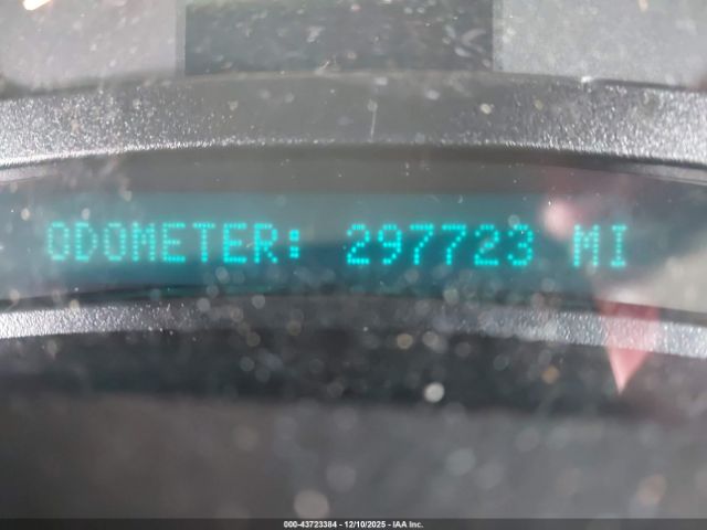 GMC Yukon Slt Image 6