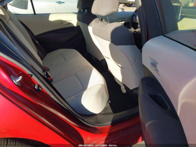 Toyota Corolla Le Image 17