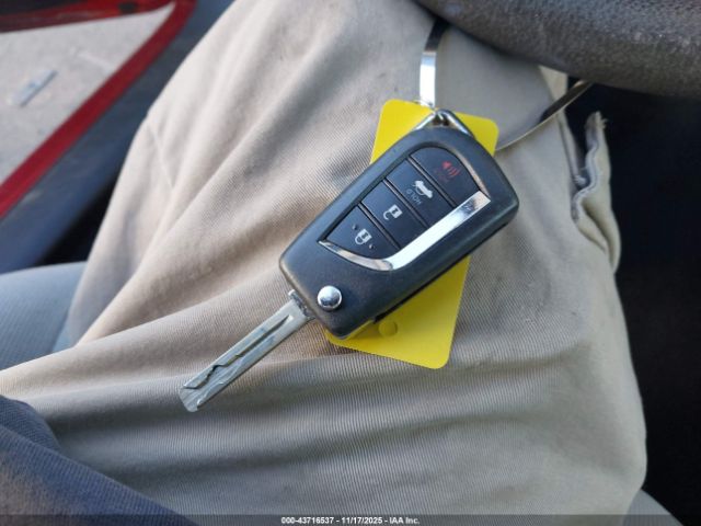 Toyota Corolla Le Image 4