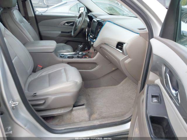 Chevrolet Traverse 1lt Image 2