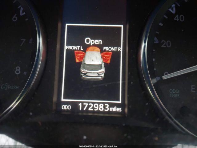 Toyota Highlander Limited Platinum V6 Image 15