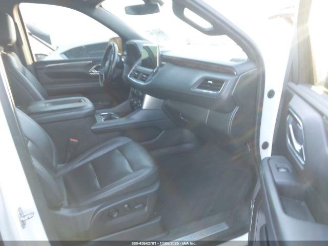 Chevrolet Tahoe 2wd Lt Image 6