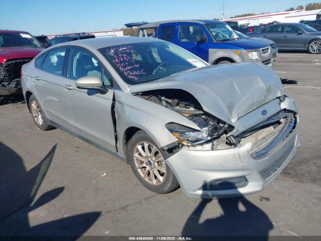 Ford Fusion S Image 1