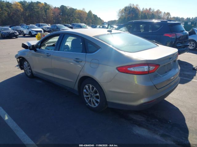 Ford Fusion S Image 16