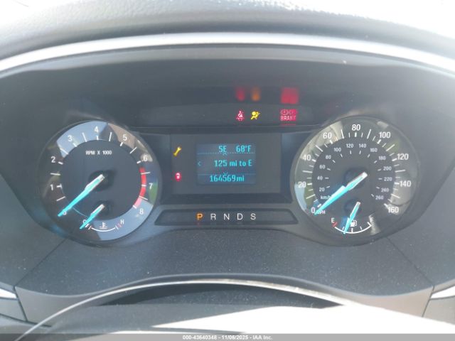 Ford Fusion S Image 3