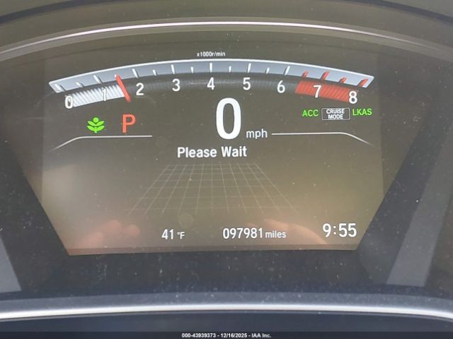 Honda CR-V Touring Image 7