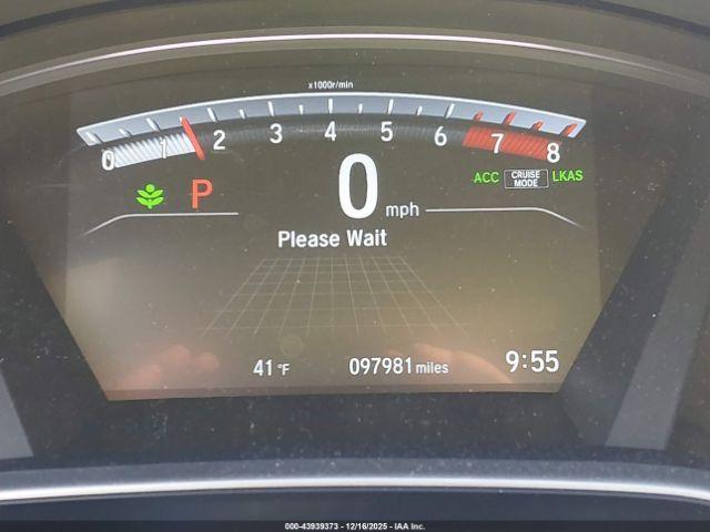 Honda CR-V Touring Image 7