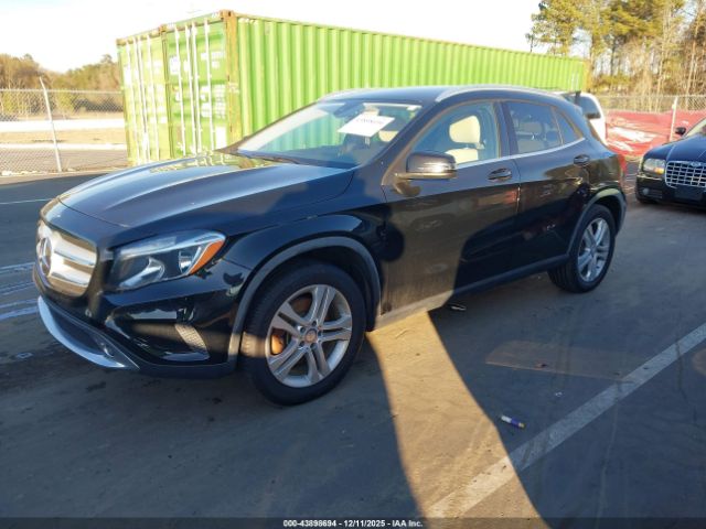 Mercedes-Benz GLA Image 10