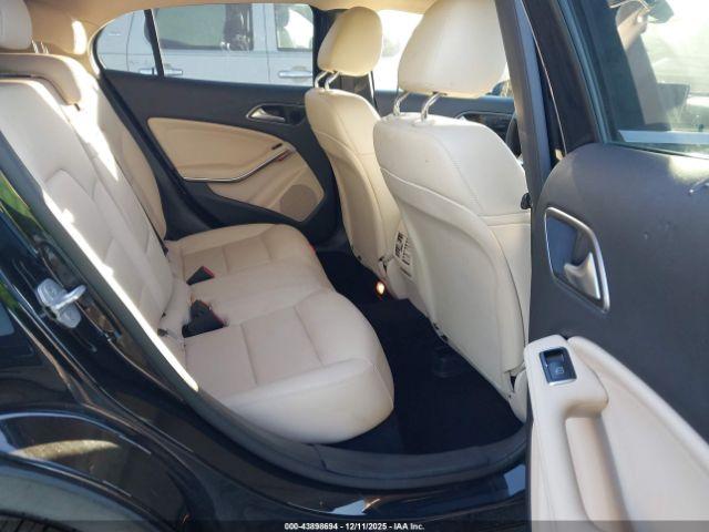 Mercedes-Benz GLA Image 5