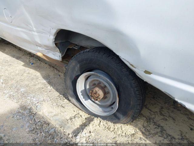 Ford Econoline Image 20