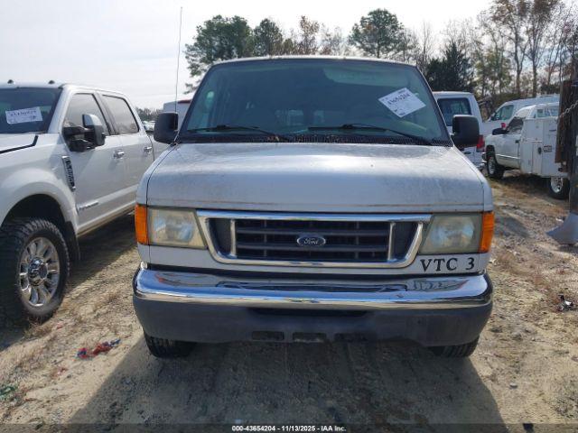 Ford Econoline Image 15