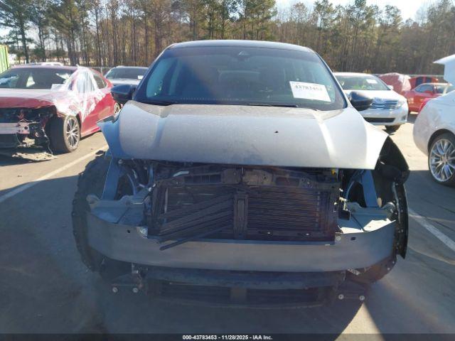 Ford Escape Se Image 6