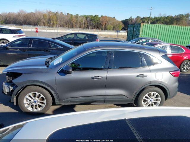 Ford Escape Se Image 12