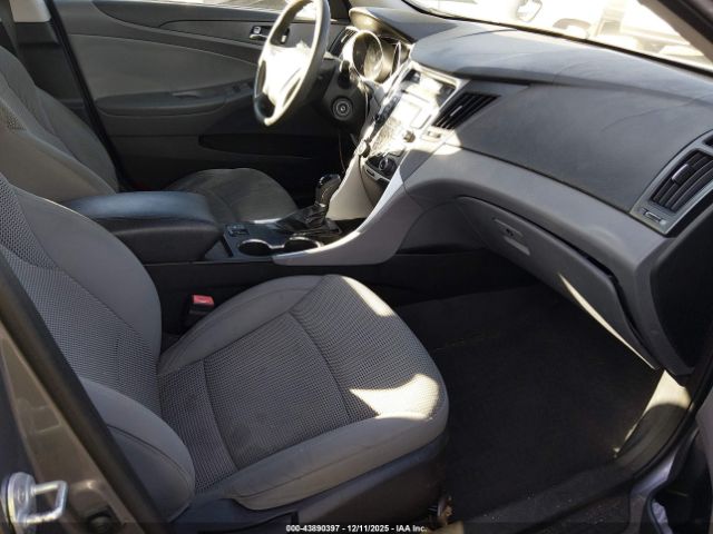 Hyundai SONATA Gls Image 12