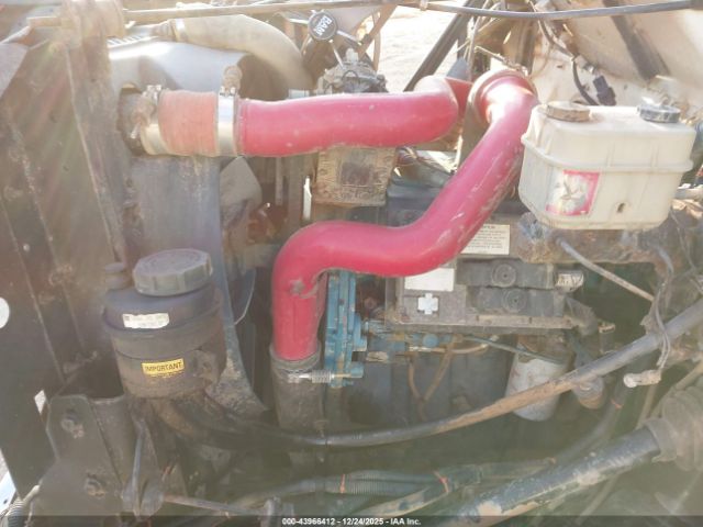 International 4000 4700 Image 11