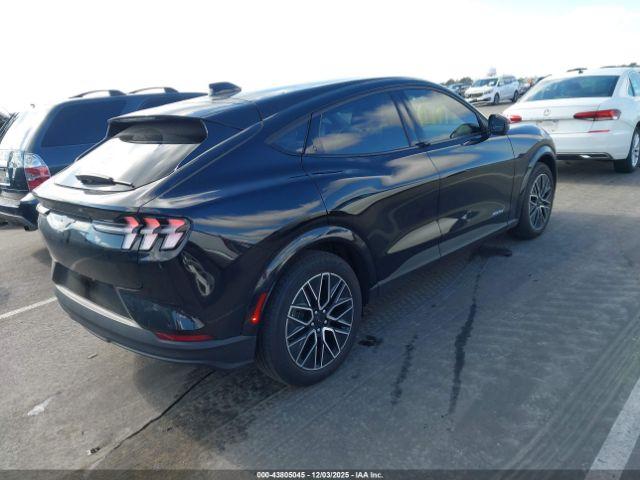 Ford Mustang Premium Image 20