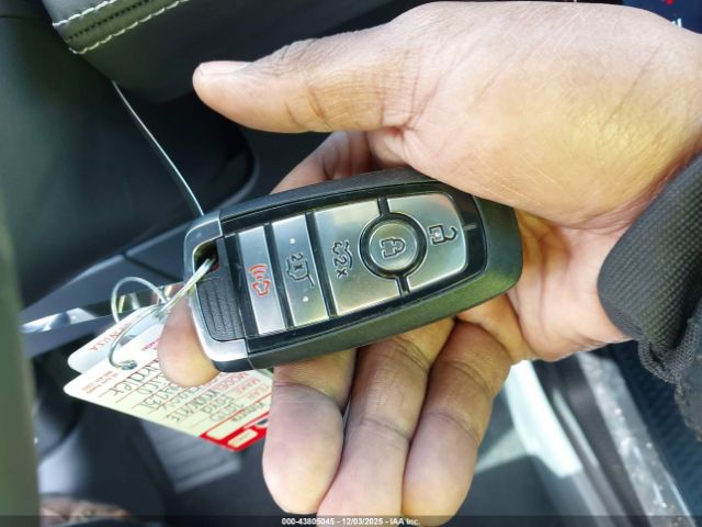 Ford Mustang Premium Image 19