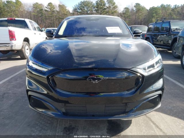 Ford Mustang Premium Image 18