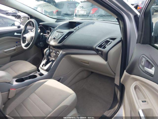 Ford Escape Se Image 4