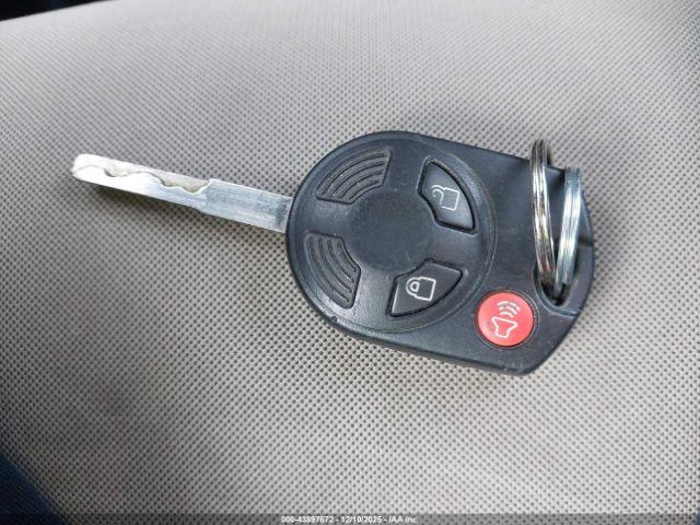 Ford Escape Se Image 10