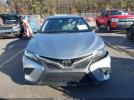 Toyota Camry Se Image 11