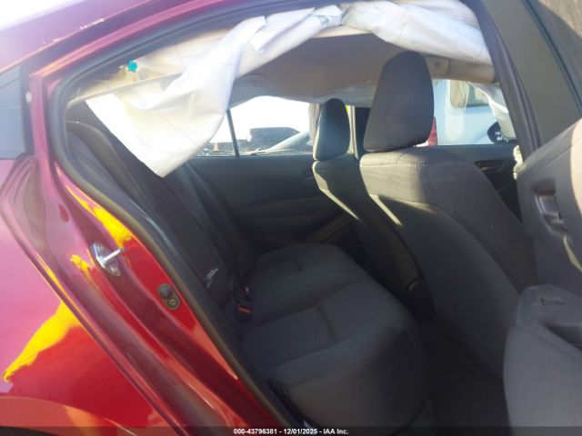 Toyota Corolla Le Image 4