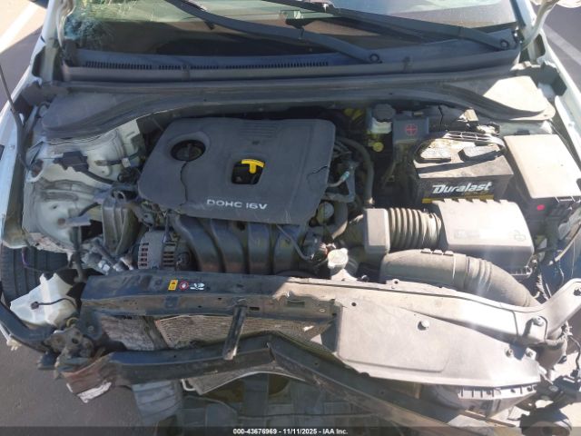 Hyundai ELANTRA Se Image 8