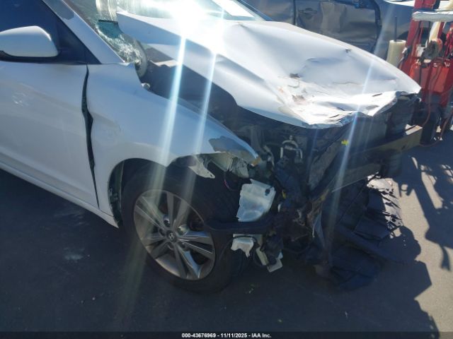 Hyundai ELANTRA Se Image 18