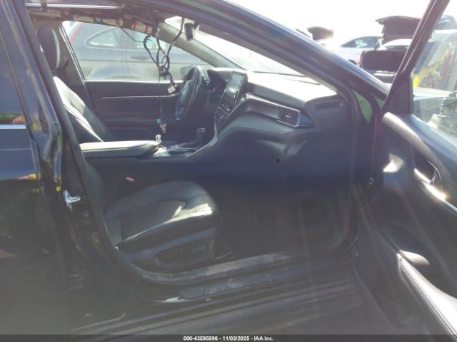 Toyota Camry Xse Image 12