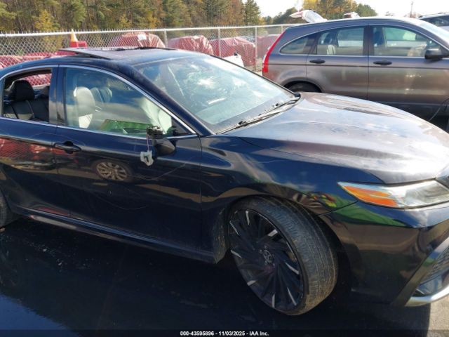 Toyota Camry Xse Image 9