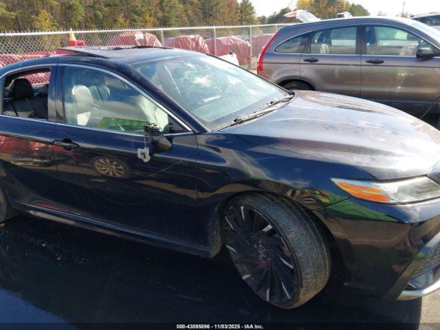 Toyota Camry Xse Image 9