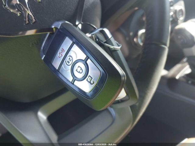 Ford Bronco Outer Banks Image 10