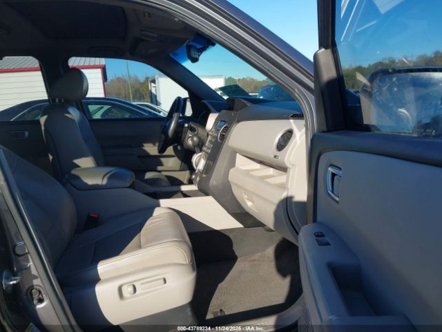 Honda Pilot Touring Image 16