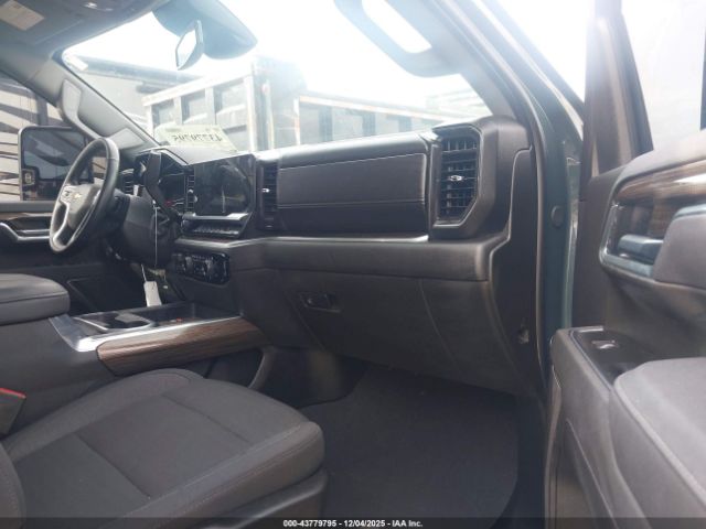 Chevrolet Silverado 2500 4wd  Standard Bed Lt Image 17