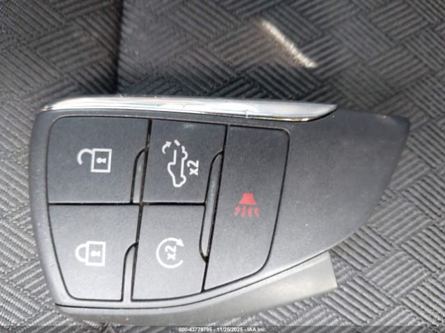 Chevrolet Silverado 2500 4wd  Standard Bed Lt Image 2