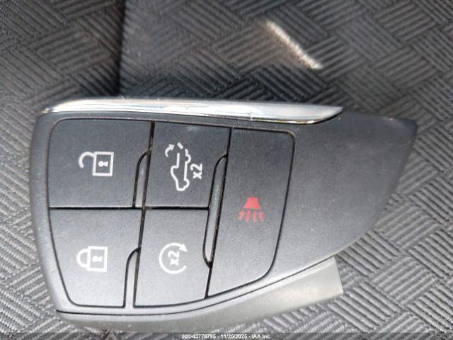 Chevrolet Silverado 2500 4wd  Standard Bed Lt Image 2