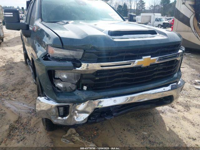 Chevrolet Silverado 2500 4wd  Standard Bed Lt Image 4