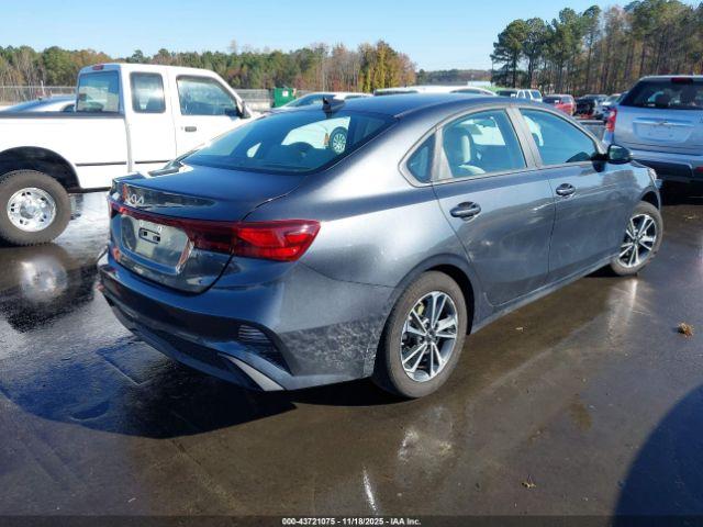 Kia Forte Lxs Image 12