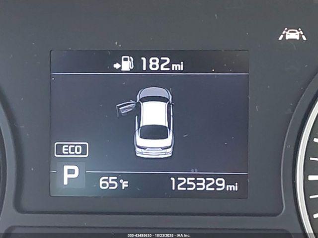 Kia Optima Lx Image 16