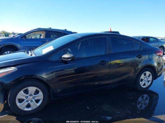 Kia Forte Lx Image 3