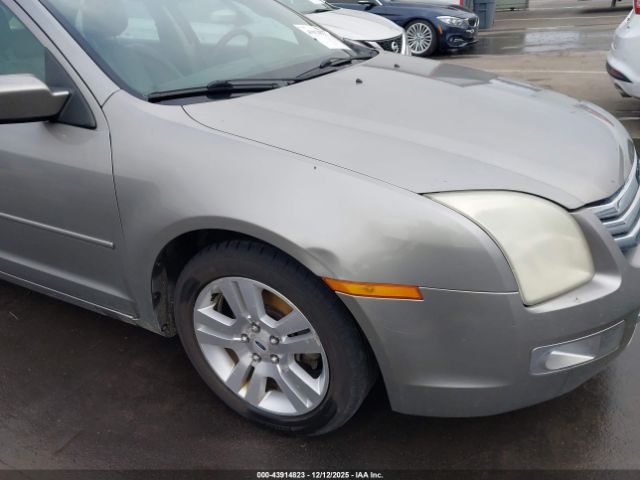 Ford Fusion Sel Image 8