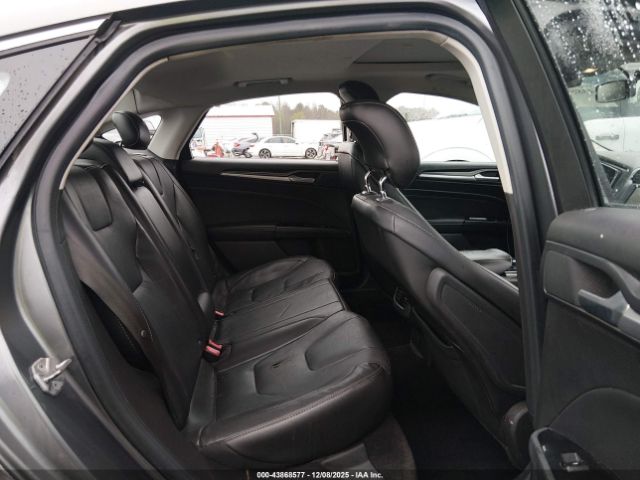 Ford Fusion Titanium Image 15