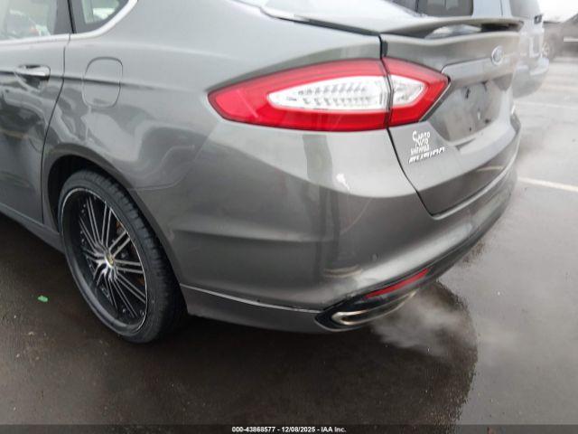 Ford Fusion Titanium Image 13