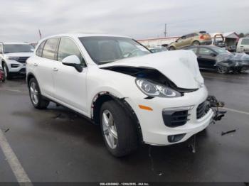  Salvage Porsche Cayenne